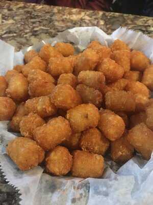 Monaghan's Irish Pub