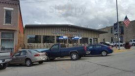Main Channel Grill & Lodging