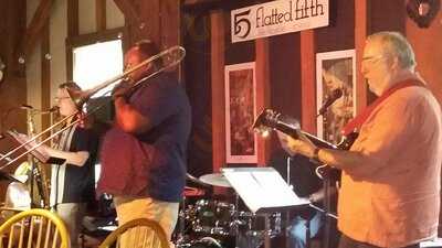 Flatted Fifth Blues & Bbq At Potter's Mill