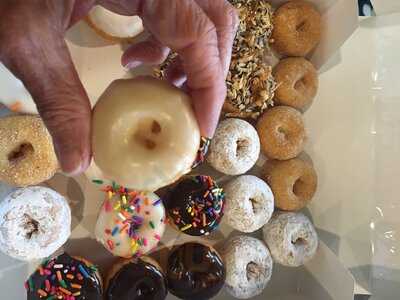 Delish Donuts & Coffee