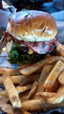 Off Shore Bar And Grill