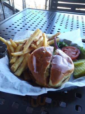 Off Shore Bar And Grill