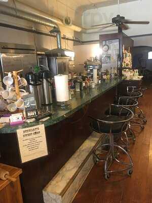 Stewart's Sweet Stop