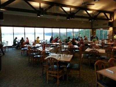 Rowena Landing Restaurant