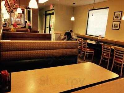 Dairy Queen Grill & Chill