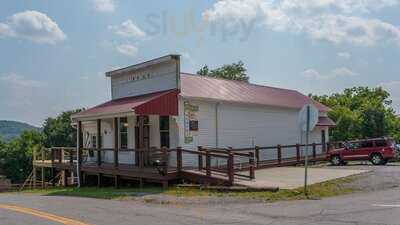 Creelsboro Country Store