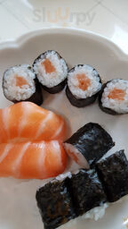 Lucky Dragon Chinese Restaurant