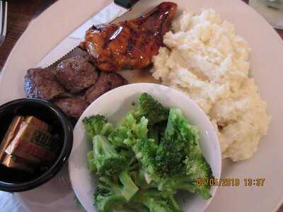 The Hungry Bear Pub And Grill