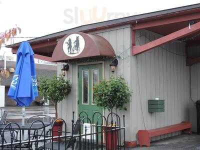 The Hungry Bear Pub And Grill