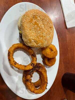 Jon's Tavern & Grill