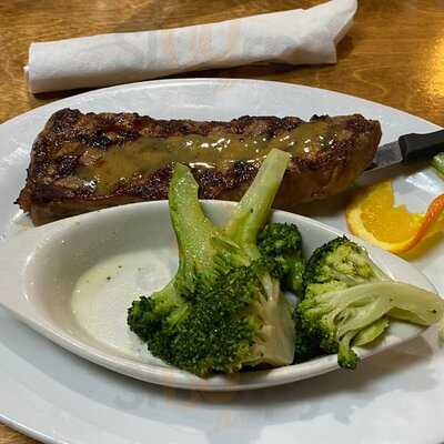 Jon's Tavern & Grill