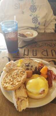 Sugarcreek Restaurant