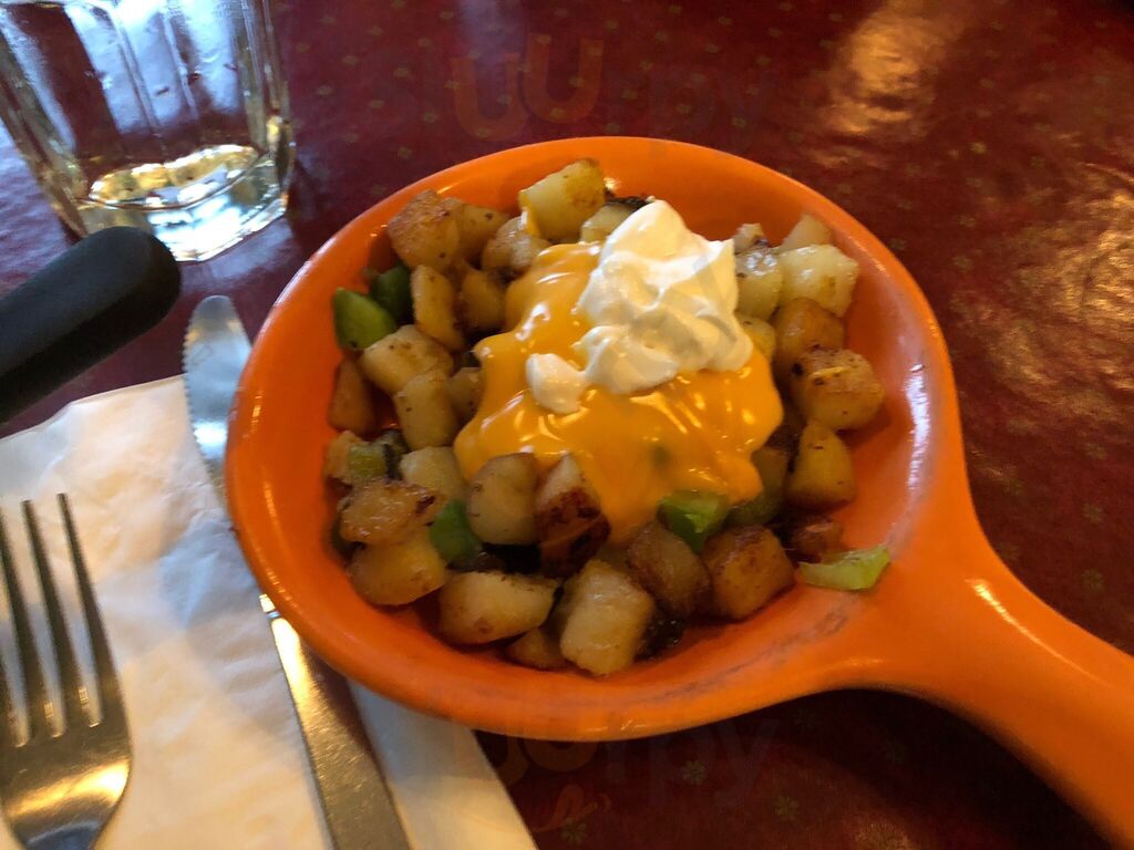 Signatures Supper Club