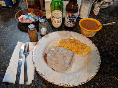 Lindsay's Roost Bar And Grill