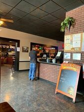 Uncle Peppers Pizza Kitchen