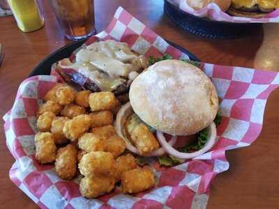 Windbreak Bar & Grill