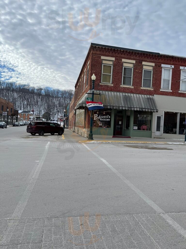 Pedretti's Bakery