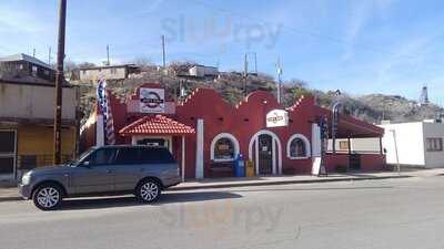 Joe's Ribs "down To The Bone"