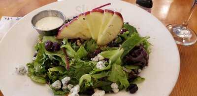 Columbia House Restaurant