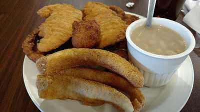 Twin Lakes Catfish Farm