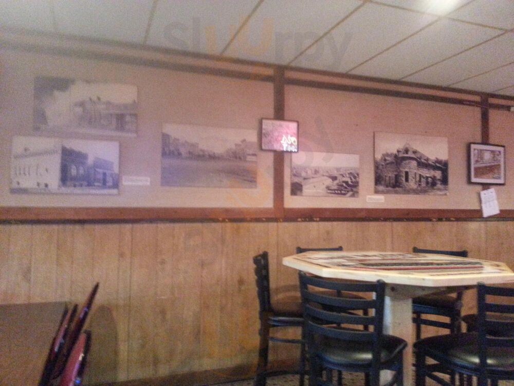 Main Street Saloon