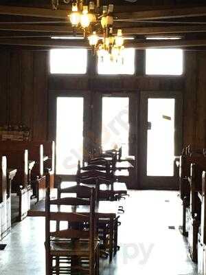 Covered Bridge Pizza Parlor & Eatery