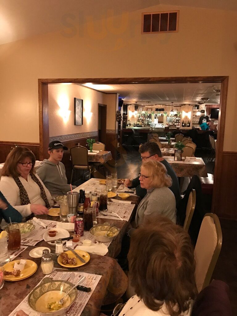 Gaslite Restaurant & Lounge