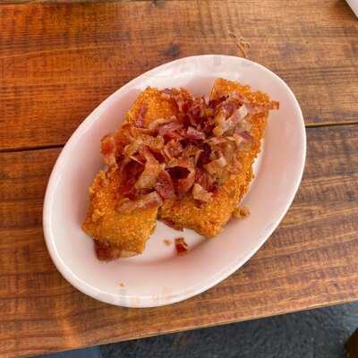 Pj's Pancake House & Bakery - Kingston