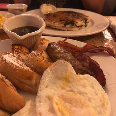 Pj's Pancake House & Bakery - Kingston