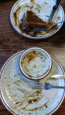 Mixin’s N Fixin’s Country Diner