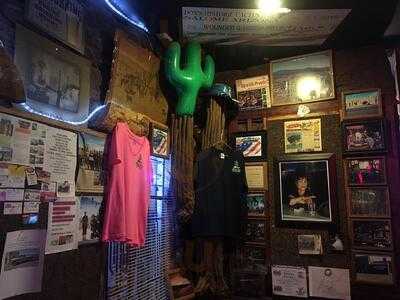 Don's Historic Cactus Bar & Restaurant