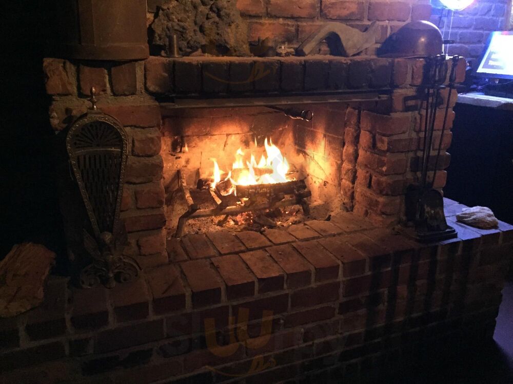 Ore House Hilltop Tavern