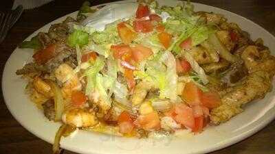 Mis Amigos Mexican Grill