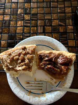 Achatz Handmade Pie Co.