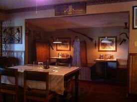 Ladobee's Steak House