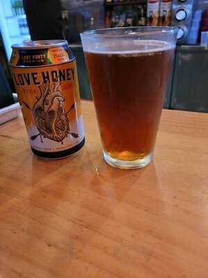 Nick's Bar-b-q & Catfish Restaurant