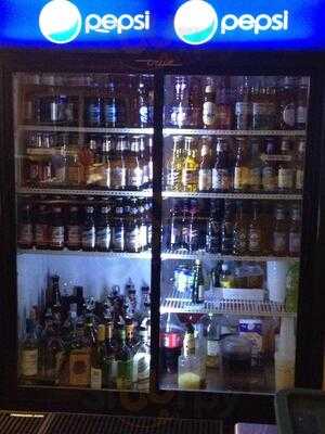 Boundary Waters Bar & Grill