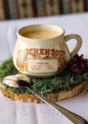 Erie Station Bar & Grill