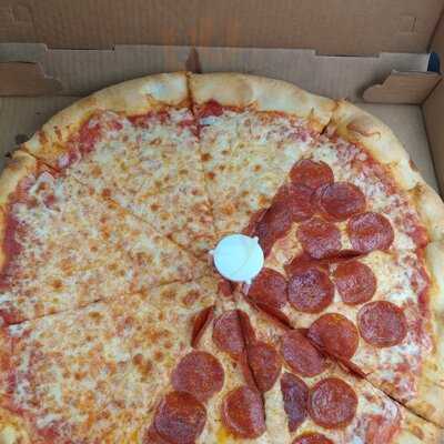 Zeiderelli's Pizza & Subs