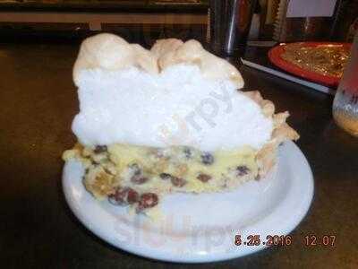 The Classic Deli And Ice Cream Shoppe