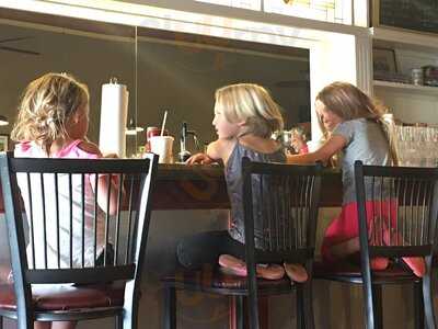 The Classic Deli And Ice Cream Shoppe