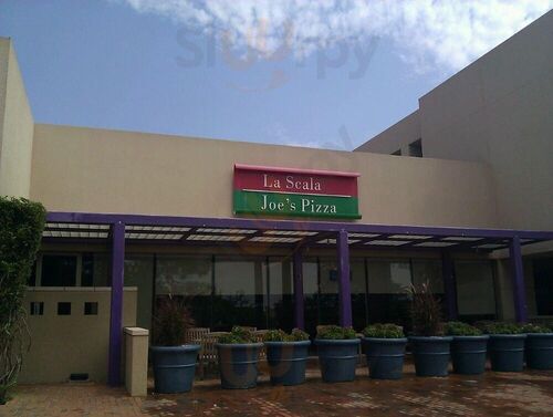 Joe's Pizza