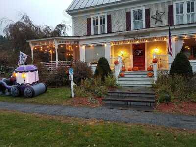 The Huntington House Inn Restaurant, Inn & Doc's Tavern