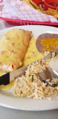 La Casita Catfish And Mexican Restaurant