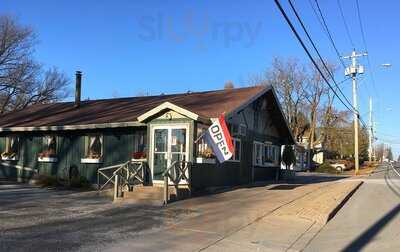 Josh's Riverside Restaurant