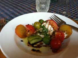 Chestnut St Inn
