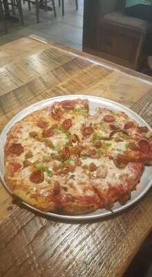 Ben's Brick Oven Pizza