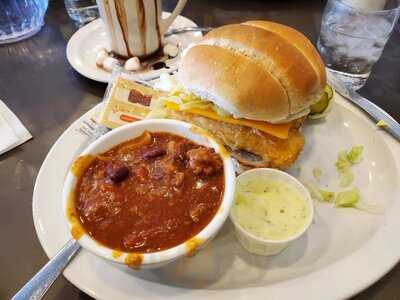 Beth's Twin Bluffs Cafe