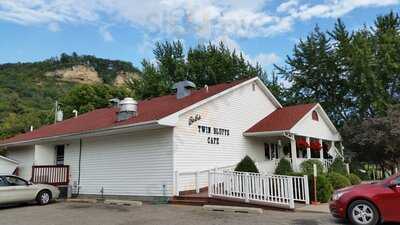 Beth's Twin Bluffs Cafe