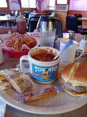 Nelson Hotel Bar & Grill